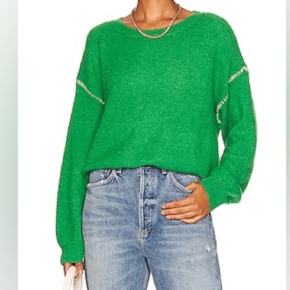 Sundry Sweaters - Revolve SUNDRY Oversized Sweater in Emerald & Eggshell
